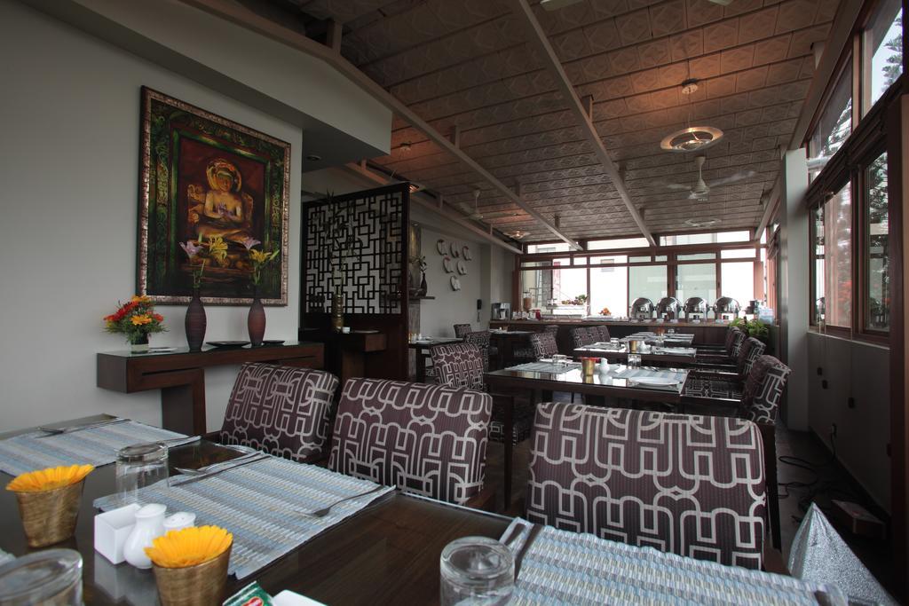 Hotel Justa Mg Road Bangalore Exterior foto