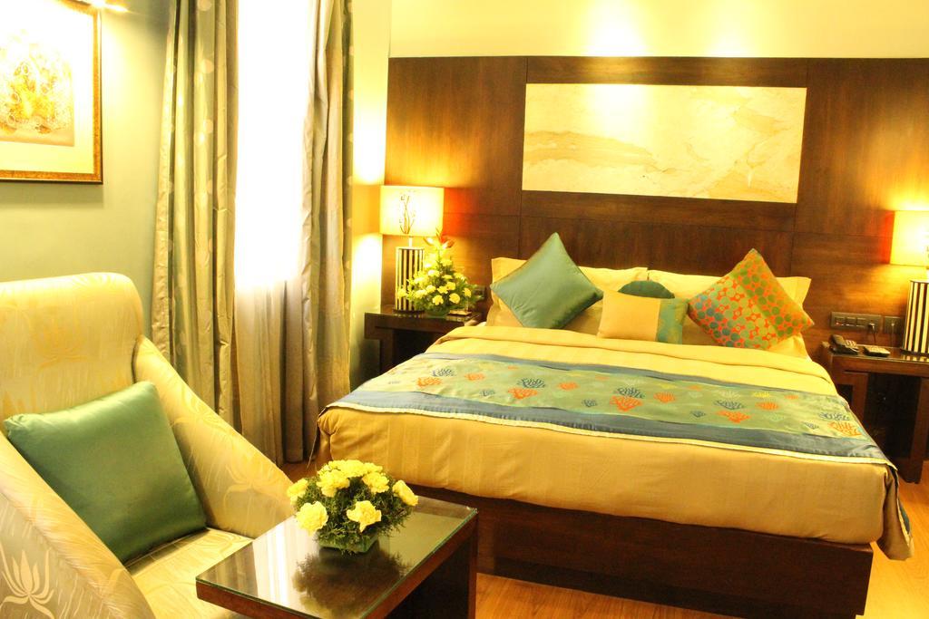 Hotel Justa Mg Road Bangalore Exterior foto